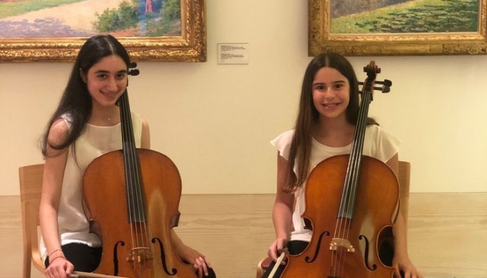 Two Cellos live streaming recital